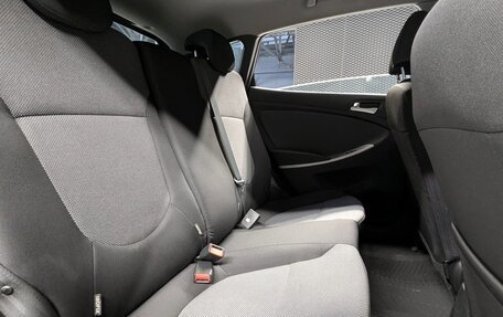 Hyundai Solaris II рестайлинг, 2013 год, 770 000 рублей, 27 фотография