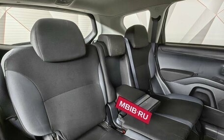 Mitsubishi Outlander III рестайлинг 3, 2011 год, 729 000 рублей, 10 фотография