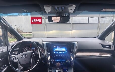 Toyota Alphard III, 2018 год, 4 600 000 рублей, 6 фотография