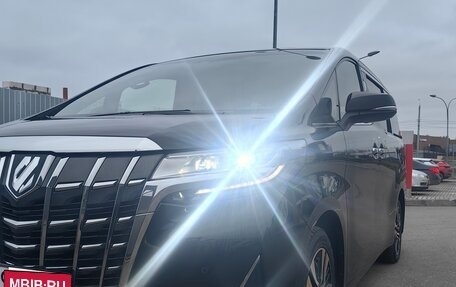 Toyota Alphard III, 2018 год, 4 600 000 рублей, 7 фотография