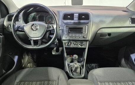 Volkswagen Polo VI (EU Market), 2016 год, 1 043 000 рублей, 10 фотография