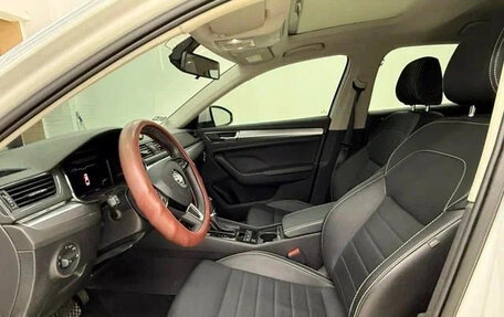 Skoda Superb III рестайлинг, 2022 год, 1 710 000 рублей, 6 фотография