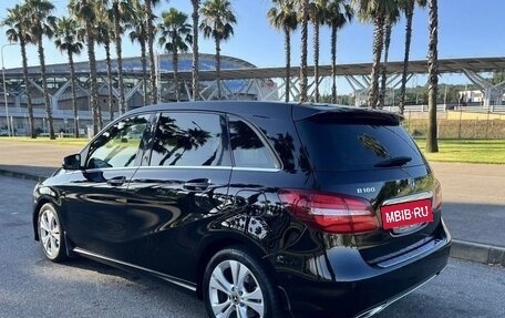 Mercedes-Benz B-Класс, 2017 год, 1 650 000 рублей, 10 фотография