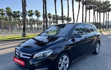 Mercedes-Benz B-Класс, 2017 год, 1 650 000 рублей, 9 фотография