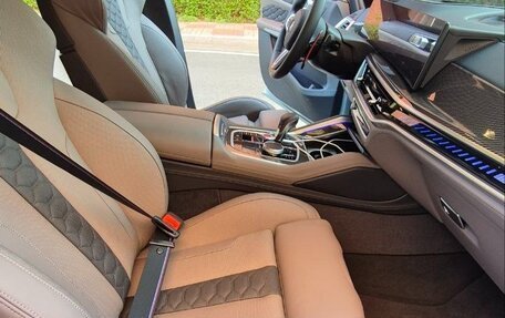 BMW X5 M, 2024 год, 24 000 000 рублей, 22 фотография