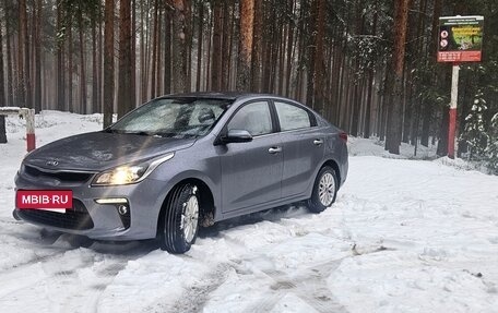 KIA Rio IV, 2020 год, 1 550 000 рублей, 2 фотография
