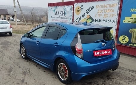 Toyota Aqua I, 2013 год, 700 000 рублей, 12 фотография