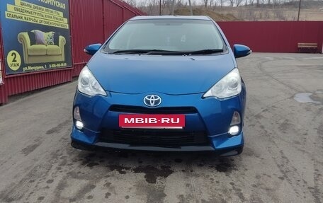 Toyota Aqua I, 2013 год, 700 000 рублей, 5 фотография
