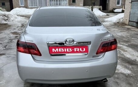 Toyota Camry, 2010 год, 1 650 000 рублей, 4 фотография