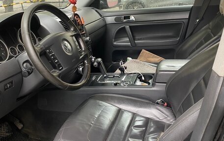 Volkswagen Touareg III, 2007 год, 899 999 рублей, 7 фотография