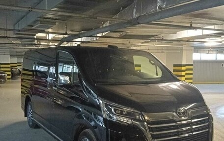 Toyota HiAce H300, 2021 год, 7 500 000 рублей, 1 фотография