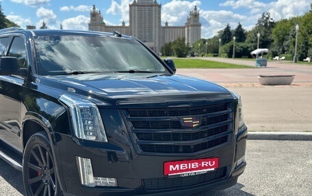 Cadillac Escalade IV, 2018 год, 6 000 000 рублей, 2 фотография