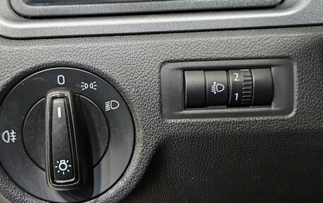 Skoda Rapid I, 2016 год, 1 030 000 рублей, 14 фотография