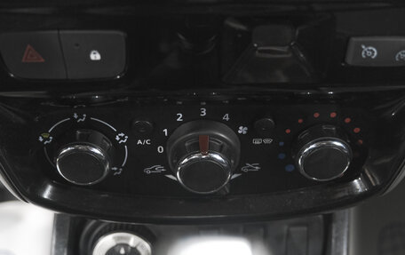 Nissan Terrano III, 2017 год, 1 399 000 рублей, 20 фотография