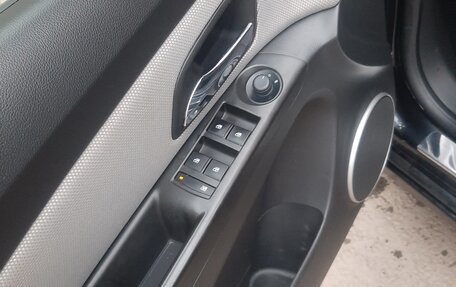 Chevrolet Cruze II, 2014 год, 1 000 000 рублей, 10 фотография