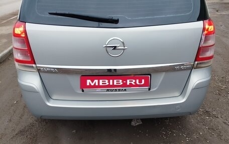 Opel Zafira B, 2009 год, 560 000 рублей, 3 фотография