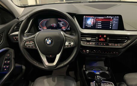 BMW 1 серия, 2021 год, 3 690 000 рублей, 16 фотография