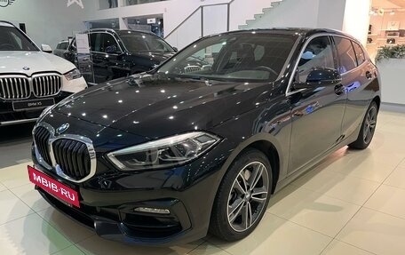 BMW 1 серия, 2021 год, 3 690 000 рублей, 2 фотография