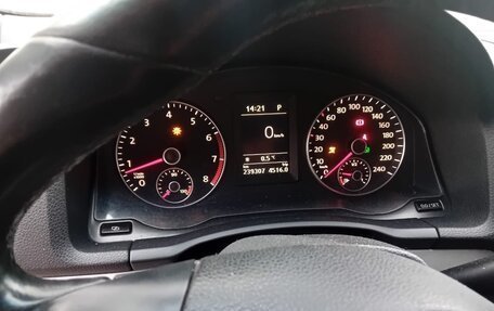 Volkswagen Jetta VI, 2010 год, 480 000 рублей, 10 фотография