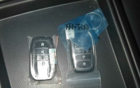 Toyota HiAce H300, 2021 год, 7 500 000 рублей, 3 фотография