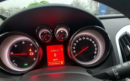 Opel Astra J, 2013 год, 900 000 рублей, 6 фотография