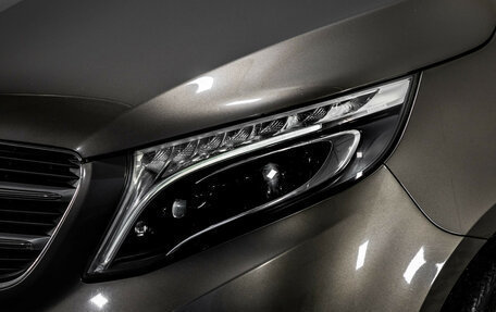 Mercedes-Benz V-Класс, 2016 год, 3 299 000 рублей, 2 фотография