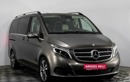 Mercedes-Benz V-Класс, 2016 год, 3 299 000 рублей, 5 фотография
