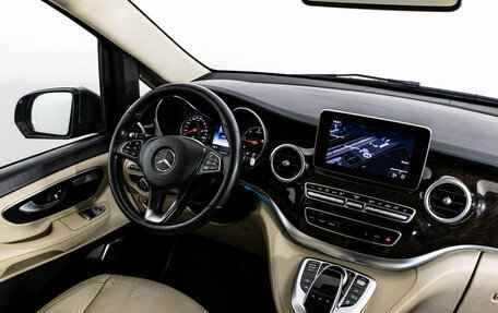 Mercedes-Benz V-Класс, 2016 год, 3 299 000 рублей, 16 фотография