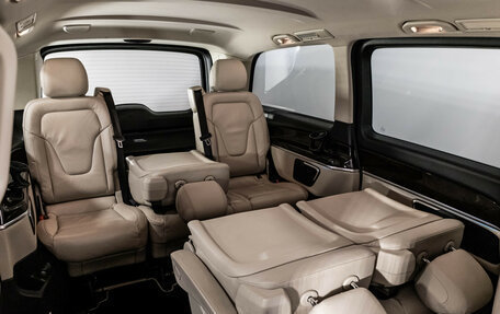 Mercedes-Benz V-Класс, 2016 год, 3 299 000 рублей, 28 фотография