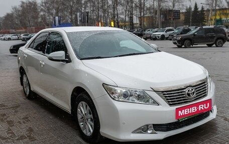 Toyota Camry, 2014 год, 1 775 800 рублей, 3 фотография