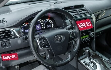 Toyota Camry, 2014 год, 1 775 800 рублей, 15 фотография