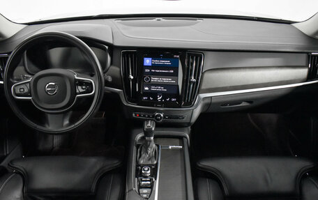 Volvo V90 Cross Country I рестайлинг, 2019 год, 3 297 900 рублей, 14 фотография