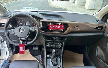 Volkswagen Tharu, 2022 год, 1 590 000 рублей, 7 фотография