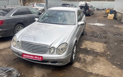 Mercedes-Benz E-Класс, 2002 год, 550 000 рублей, 1 фотография
