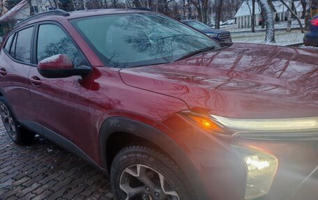 Chevrolet Trax, 2024 год, 1 750 000 рублей, 4 фотография