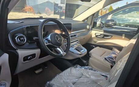 Mercedes-Benz V-Класс, 2025 год, 18 840 000 рублей, 4 фотография