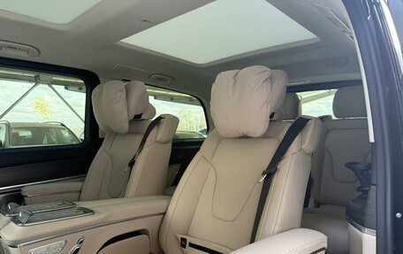 Mercedes-Benz V-Класс, 2025 год, 18 840 000 рублей, 3 фотография