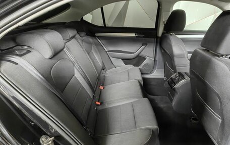 Skoda Superb III рестайлинг, 2017 год, 1 735 000 рублей, 12 фотография