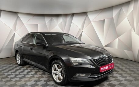 Skoda Superb III рестайлинг, 2017 год, 1 735 000 рублей, 3 фотография