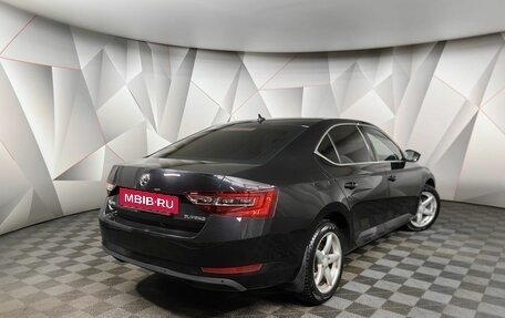 Skoda Superb III рестайлинг, 2017 год, 1 735 000 рублей, 2 фотография
