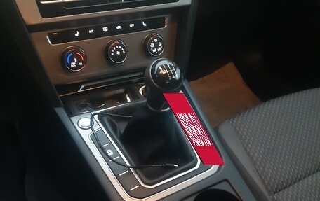 Volkswagen Passat B8 рестайлинг, 2017 год, 1 510 000 рублей, 10 фотография