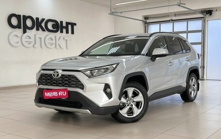 Toyota RAV4, 2019 год, 3 100 000 рублей, 1 фотография