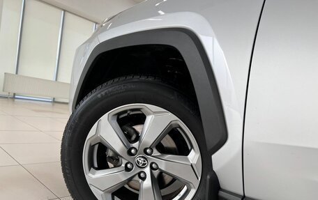 Toyota RAV4, 2019 год, 3 100 000 рублей, 12 фотография