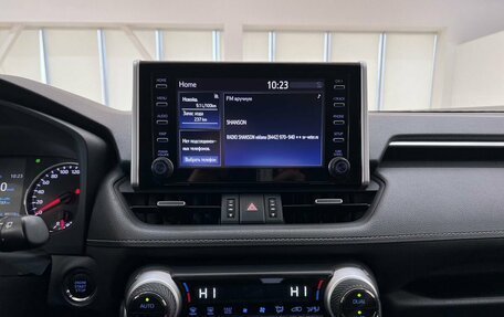 Toyota RAV4, 2019 год, 3 100 000 рублей, 18 фотография