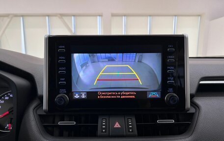 Toyota RAV4, 2019 год, 3 100 000 рублей, 20 фотография