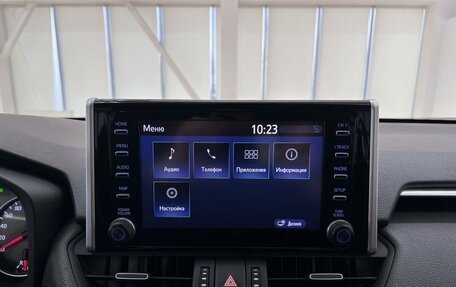 Toyota RAV4, 2019 год, 3 100 000 рублей, 19 фотография