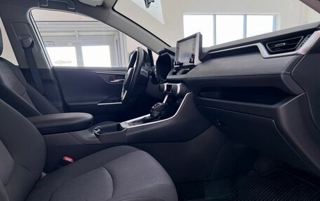 Toyota RAV4, 2019 год, 3 100 000 рублей, 35 фотография