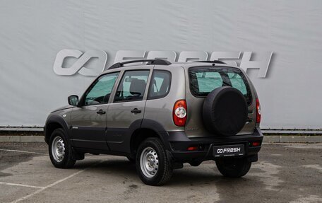 Chevrolet Niva I рестайлинг, 2018 год, 779 000 рублей, 2 фотография