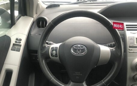 Toyota Yaris III рестайлинг, 2007 год, 585 000 рублей, 12 фотография