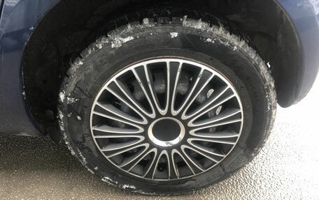 Toyota Yaris III рестайлинг, 2007 год, 585 000 рублей, 15 фотография